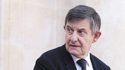  (jean-Pierre Jouyet, pilonné à droite, peu soutenu à gauche © MAXPPP)