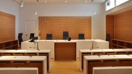 Une salle d'audience du tribunal de Paris, le 20 décembre 2020. (MANUEL COHEN / AFP)