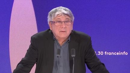 Eric Coquerel, député LFI de Seine-Saint-Denis, était l'invité du "8h30 franceinfo", samedi 21 décembre 2024. (FRANCEINFO / RADIO FRANCE)