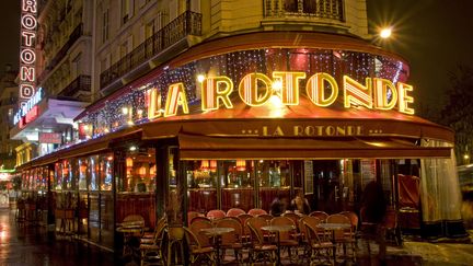 La brasserie la Rotonde, dans le sixième arrondissement de Paris, le 1er janvier 2013.&nbsp; (BEAUVIR-ANA  / ONLY FRANCE / AFP)