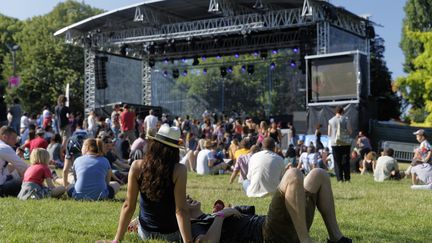 Du 15 au 19 juin, la 27e édition du festival toulousain, Rio Loco, va faire résonner un bel éventail de musiques actuelles et du monde. Les artistes se produisent sur une scène en plein air, installée sur le site de la prairie des filtres. (MAIRIE DE TOULOUSE / PATRICE NIN)