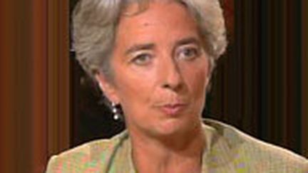 Christine Lagarde, ministre ministre de l'Economie et des Finances (France 2)