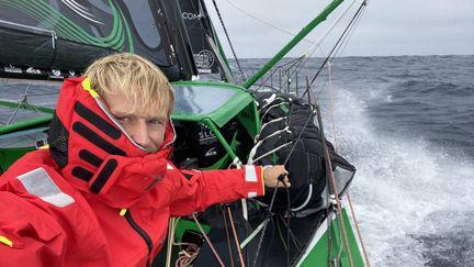 Maxime Sorel sur son bateau le 30 novembre 2020.&nbsp; (© Maxime Sorel / VandB - Mayenne)