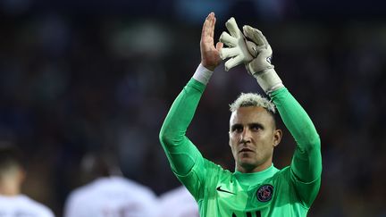 Keylor Navas à la fin du match entre le Bruges et le Paris Saint-Germain, le 15 septembre 2021. (KENZO TRIBOUILLARD / AFP)