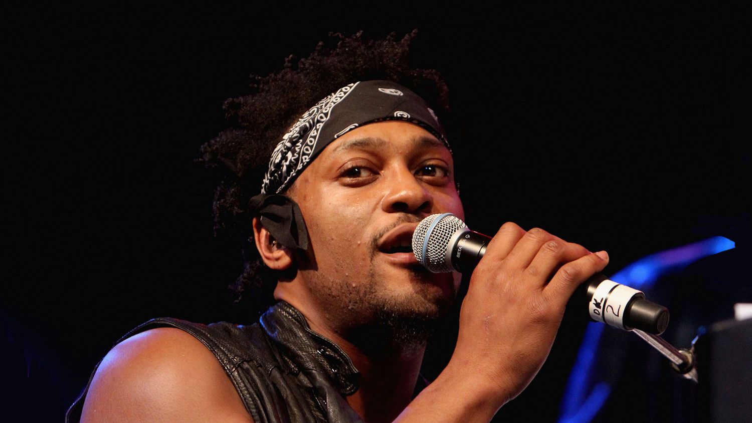 D'Angelo : écoutez Sa Nouvelle Chanson "Unshaken"