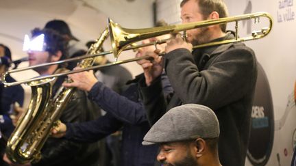 Musiciens dans les couloirs du métro
 (CITIZENSIDE / ANTHONY DEPERRAZ / citizenside.com / Citizenside)