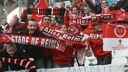 Les supporters de Reims fête la remontée en Ligue 1 (CHRISTIAN LANTENOIS / MAXPPP)