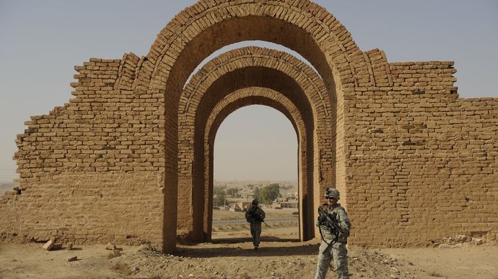 Une rare photo du site d'Assour, en Irak,&nbsp;prise en 2008 par des soldats am&eacute;ricains. (STAFF SGT. JOANN S. MAKINANO / DIGITAL)