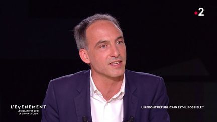 Le député européen et leader de Place publique était sur le plateau de "L'événement" sur France 2, le 4 juillet 2024.