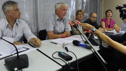 La rencontre le 18 août entre cinq syndicats à Paris avant une série de discussions à l'hôtel Matignon (AFP - MEHDI FEDOUACH)