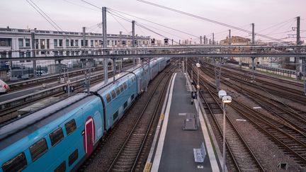 La grève se poursuit contre la réforme des retraites, ici à la gare de Bordeaux, le 28 décembre 2019. (VALENTINO BELLONI / HANS LUCAS)