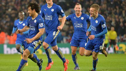 La joie des joueurs de Leicester  (PAUL ELLIS / AFP)