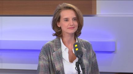 Céline Calvez, députée LREM des Hauts-de-Seine, était l'invité de franceinfo.&nbsp; (FRANCEINFO / RADIOFRANCE)