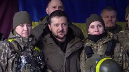 Guerre en Ukraine : Volodymyr Zelensky se montre sur le front du Donbass (Capture franceinfo)