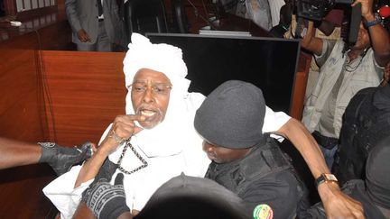 &nbsp; (Hissène Habré au tribunal spécial africain, à Dakar, en juillet 2015. © MaxPPP)