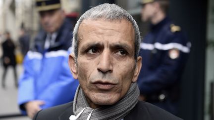 le d&eacute;put&eacute; socialiste Malek Boutih, devant l'Assembl&eacute;e nationale, le 27 mai 2014.&nbsp; (STEPHANE DE SAKUTIN / AFP)