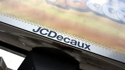 &nbsp; (Le groupe d'affichage et de mobilier urbain JCDecaux procèdera au démontage de ses 326 panneaux publicitaires à partir du mois de janvier © Maxppp)