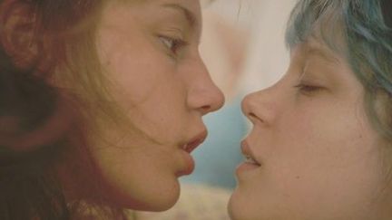 Léa Seydoux et  Adèle Exarchopoulos dans "La Vie d'Adèle" de Abdellatif Kechiche
 (Wild bunch / Quat’Sous Films / France 2 Cinema / Scope Pictures / Vertigo Films)