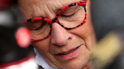 La mère de Vincent Lambert, Viviane Lambert, près du&nbsp;CHU de Reims où est hospitalisé son fils. Le 19 mai 2019. (FRANCOIS NASCIMBENI / AFP)