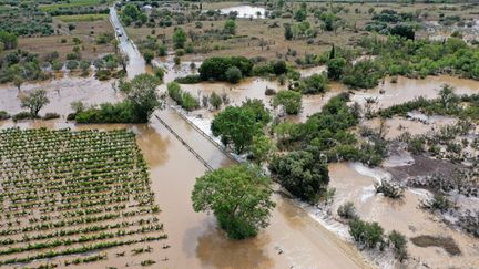 Une vue de la ville d'Aubais, dans le Gard, sous les eaux après les intempéries du 14 septembre 2021. (MAXPPP)