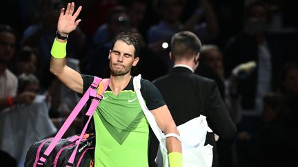 Rafael Nadal après son élimination au Masters 1000 de Paris-Bercy, le 2 novembre 2022. (CHRISTOPHE ARCHAMBAULT / AFP)