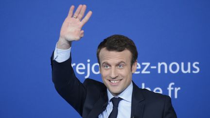 Emmanuel Macron lors d'un meeting à Saint-Priest-Taurion (Haute-Vienne), le 25 février 2017. (PASCAL LACHENAUD / AFP)