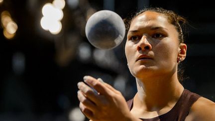 Valerie Adams (FABRICE COFFRINI / AFP)