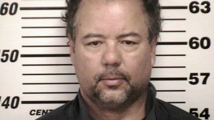 Ariel Castro, 52 ans, inculp&eacute; pour avoir s&eacute;questr&eacute; pendant une dizaine d'ann&eacute;es&nbsp;trois jeunes Am&eacute;ricaines dans une maison de l'Ohio,&nbsp;photographi&eacute; par la police de Cleveland (Etats-Unis), le 9 mai 2013. (REUTERS)