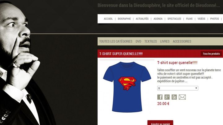 Un t-shirt "super quenelle" disponible &agrave; la vente sur internet dans la boutique officielle de l'humoriste Dieudonn&eacute;. (CAPTURE / DIEUDOSPHERE.COM)