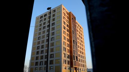 Une des tours du quartier la Barbière, à Avignon (Vaucluse). (PHOTO PQR / LA PROVENCE / MAXPPP)