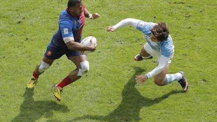 Virimi Vakatawa fait des ravages dans la défense argentine (STEPHANE ALLAMAN / STEPHANE ALLAMAN)