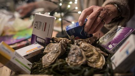 Les fêtes de fin d'année 2023 ont été perturbées par l'apparition de norovirus dans divers parcs à huîtres. (Photo d'illustration) (QUENTIN TOP / HANS LUCAS / AFP)