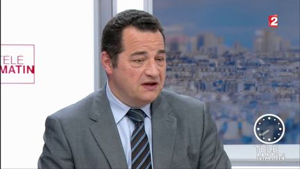 Les 4 Vérités - "Emmanuel Macron et Marine Le Pen représentent une forme de blocage", estime Jean-Frédéric Poisson