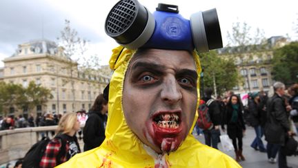 &nbsp; (Zombie Walk à Paris en 2013 © RF / Nathanael Charbonnier)