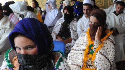 Mariage berbère dans un village d'Imilchil, dans le Haut Atlas en 2010.&nbsp; (ABDELHAK SENNA / AFP)