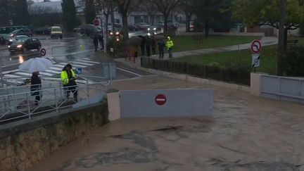 Vaucluse : la digue a cédé au Pertuis