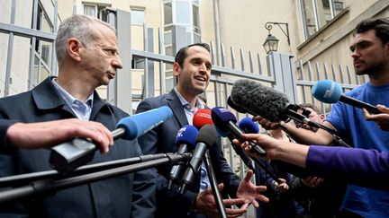 Le Parti socialiste rejoint l'accord historique de la gauche conclu entre la France insoumise,&nbsp;Europe Ecologie Les Verts&nbsp;et le Parti communiste pour les législatives 2022. (EMMANUEL DUNAND / AFP)