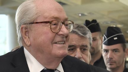 Jean-Marie Le Pen, le 5 octobre 2016 au tribunal de Nanterre (Hauts-de-Seine). (PHILIPPE LOPEZ / AFP)