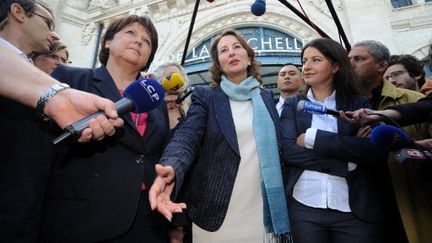 Martine Aubry, Ségolène Royal et Cécile Duflot à La Rochelle (Poitou-Charentes) en juin (AFP PHOTO / XAVIER LEOTY)