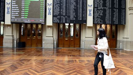 L'Espagne b&eacute;n&eacute;ficie d'un taux en baisse apr&egrave;s avoir emprunt&eacute; 3,56 milliards d'euros. (JAVIER SORIANO / AFP)