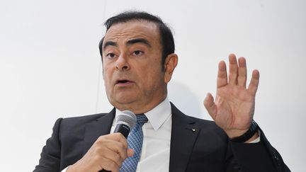 Carlos Ghosn : le salaire du PDG de Renault va-t-il vraiment baisser ?