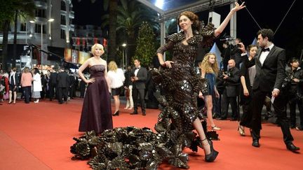 Sans doute la robe la plus étonnante de la soirée ! 
 (Anne-Christine Poujoulat / AFP)