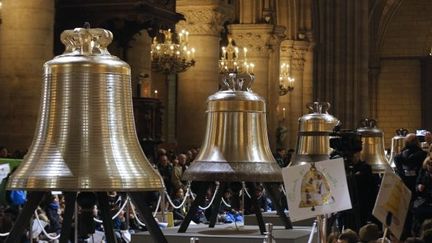 Les nouvelles cloches de Notre-Dame de Paris ont été présentées au public le 02 février 2013
 (FRANCOIS GUILLOT / AFP)