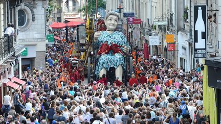  (La grand-mère samedi sans les rues de Nantes © Maxppp)