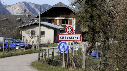 Le village de Chevaline (Haute-Savoie), le 18 f&eacute;vrier 2014. (JEAN-PIERRE CLATOT / AFP)