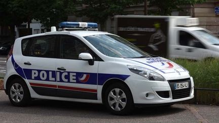 &nbsp; (La police de Nice épluche les images des caméras de vidéosurveillance pour trouver les auteurs des faits ©)