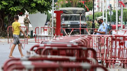 L'armée dans les rues de Tunis, le 27 juillet 2021.&nbsp; (STRINGER / EPA)