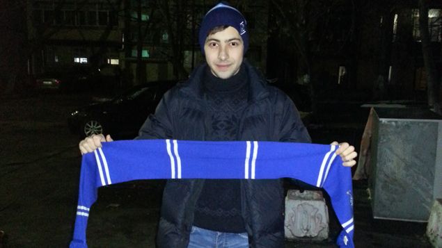 &nbsp; (Un supporter du Dynamo Kiev avec son écharpe du club © RADIO FRANCE/Jérôme Cadet)