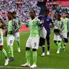 Les joueurs du Nigeria&nbsp;avant un match de préparation à la Coupe du monde contre l'Angleterre, à Londres, le 2 juin 2018. (JOHN SIBLEY / REUTERS)