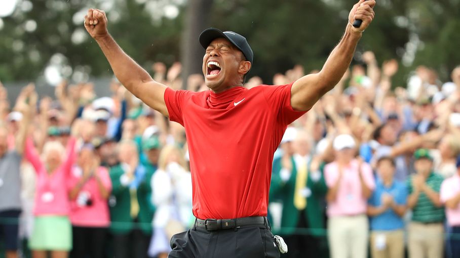 Golf onze ans après son dernier titre majeur, Tiger Woods remporte le